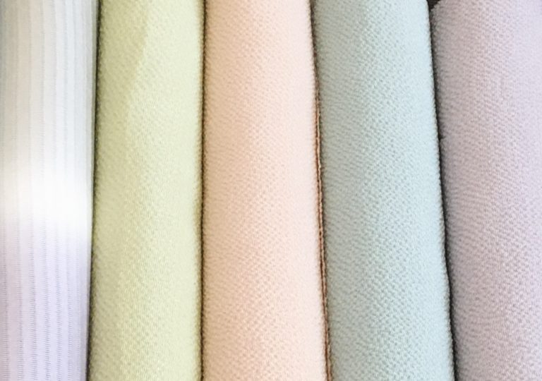 帯揚げをシワなく収納する方法 ラップの芯で一発解決 Fashion World Walking